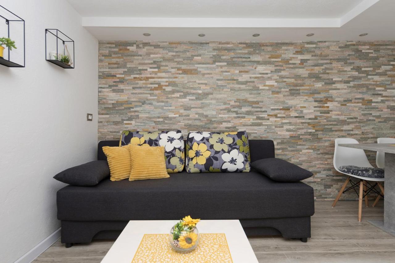 Premium Center Apartments Baska Voda Luaran gambar