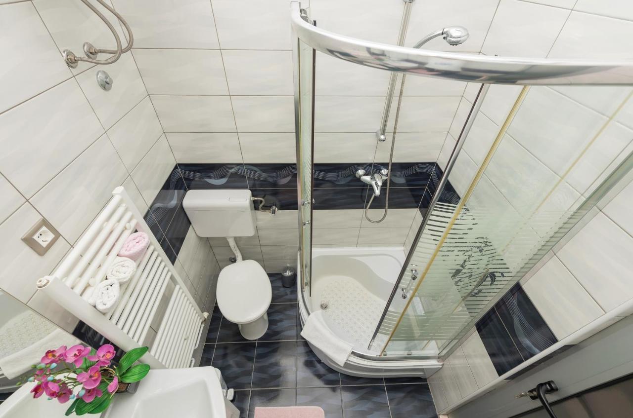 Premium Center Apartments Baska Voda Luaran gambar