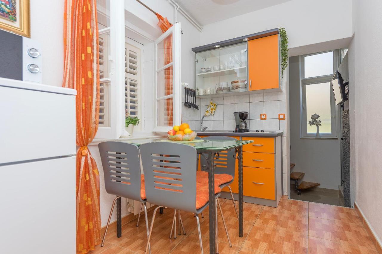 Premium Center Apartments Baska Voda Luaran gambar