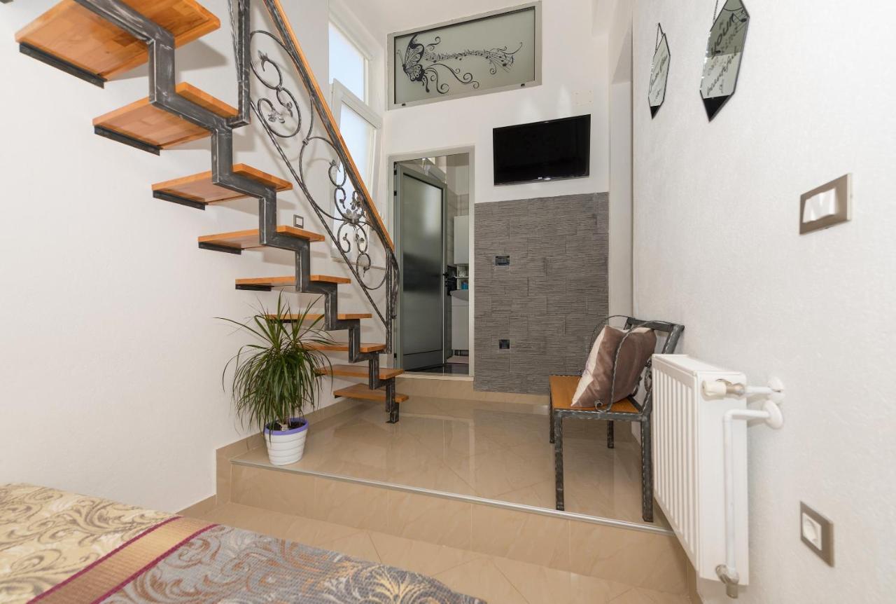 Premium Center Apartments Baska Voda Luaran gambar